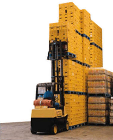 forklift_stacking-skids-pallets